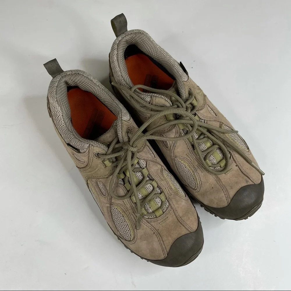 Merrell Women’s Chameleon‎ Arc Low Rise Hiking Shoes Size 8.5